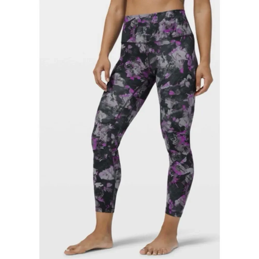 Lululemon Women's Activewear Set Size 6